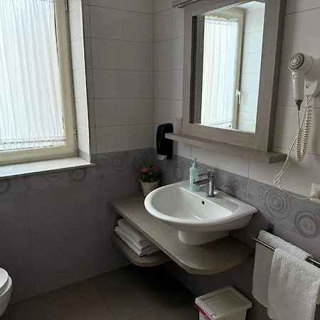 Aereoparking Bed & Breakfast Neapel