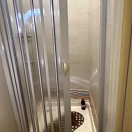 Aereoparking فندق مبيت وإفطار 3*