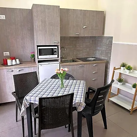فندق مبيت وإفطار Aereoparking 3*