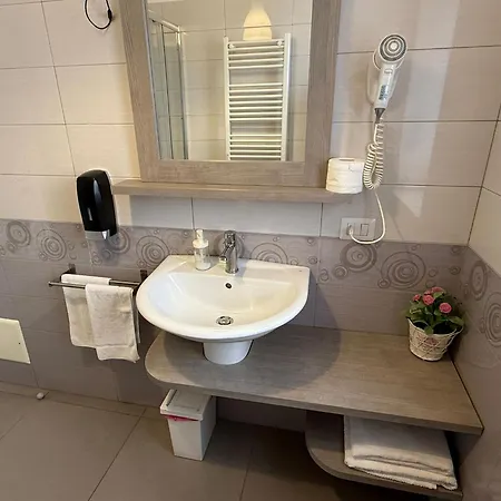 ベッド・アンド・ブレックファスト Aereoparking ナポリ